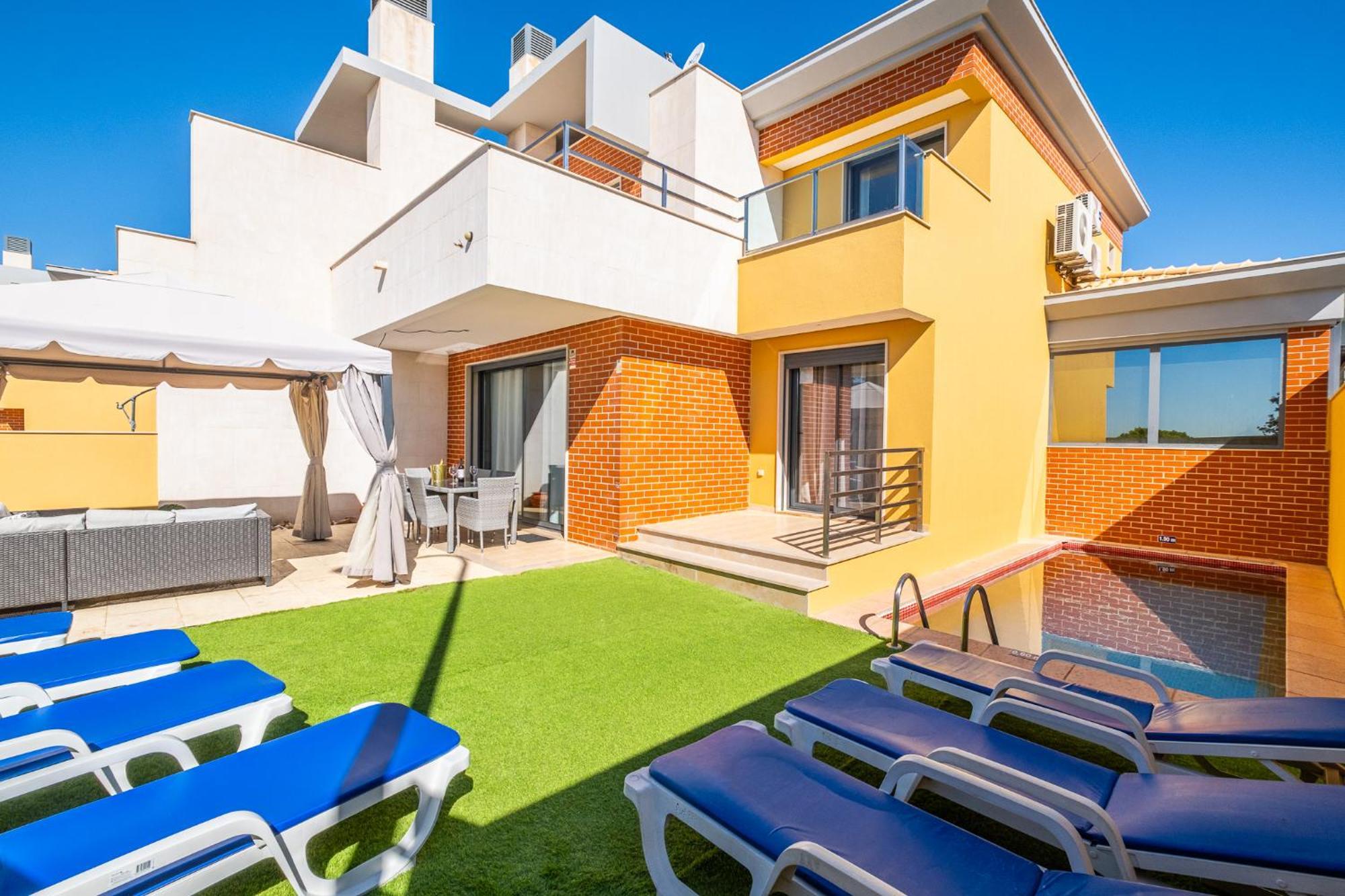 Cozy Villa With Pool And Barbecue Албуфейра Экстерьер фото